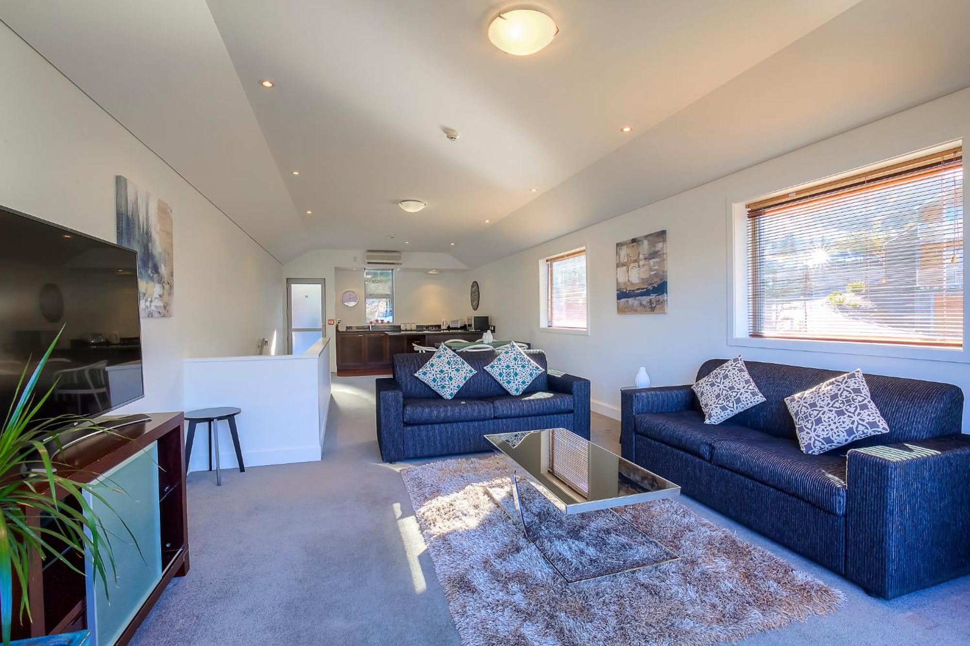 Alpine Vista - Queenstown Holiday Home Exterior foto